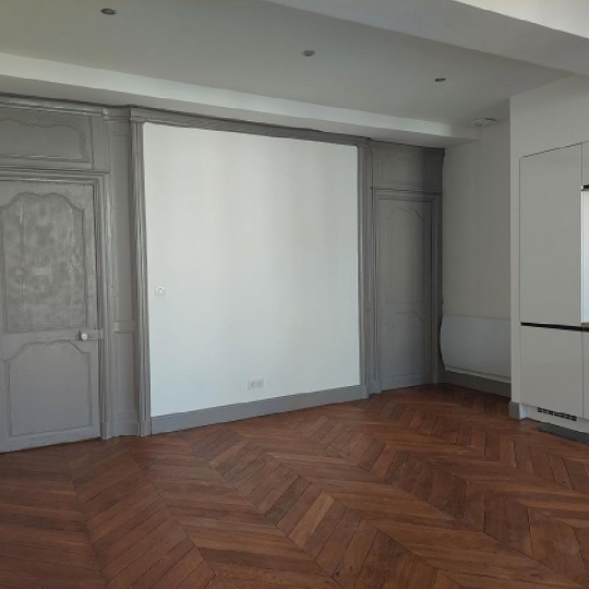  Annonces AIN RHONE : Appartement | MACON (71000) | 74 m2 | 670 € 