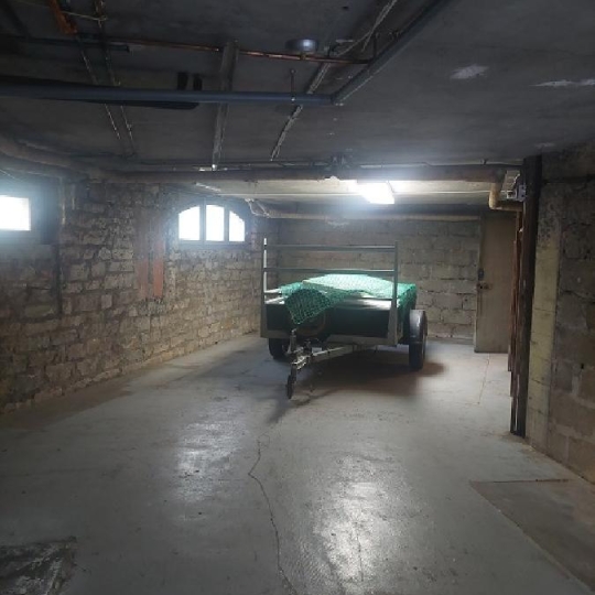  Annonces AIN RHONE : Garage / Parking | MACON (71000) | 48 m2 | 160 € 