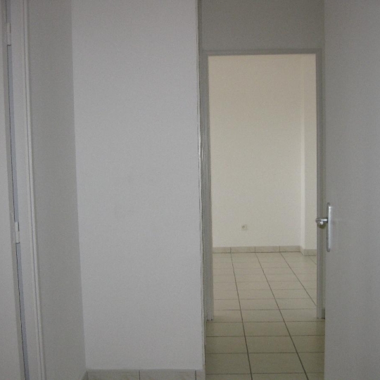  Annonces AIN RHONE : Apartment | MACON (71000) | 40 m2 | 523 € 