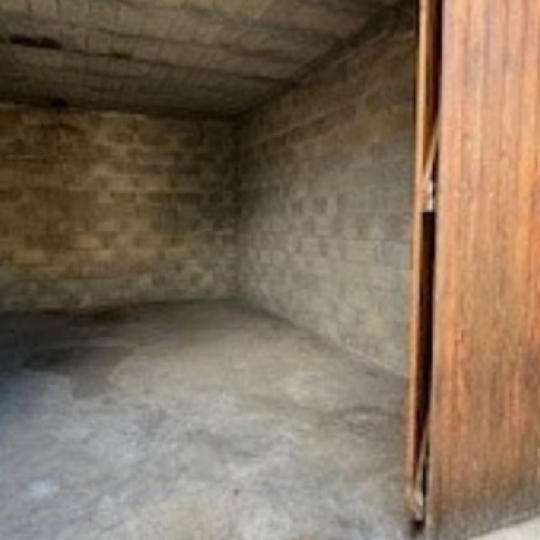  Annonces AIN RHONE : Garage / Parking | MACON (71000) | 25 m2 | 232 € 