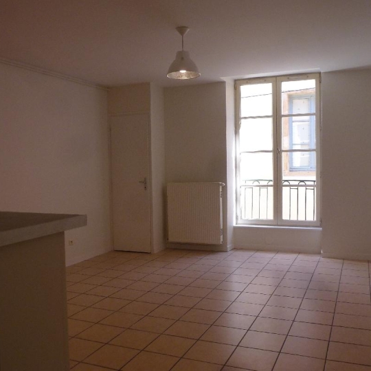  Annonces AIN RHONE : Apartment | MACON (71000) | 46 m2 | 455 € 