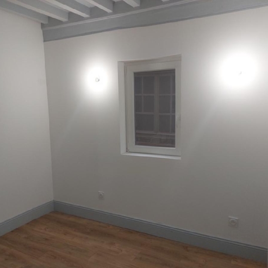  Annonces AIN RHONE : Appartement | MACON (71000) | 30 m2 | 475 € 