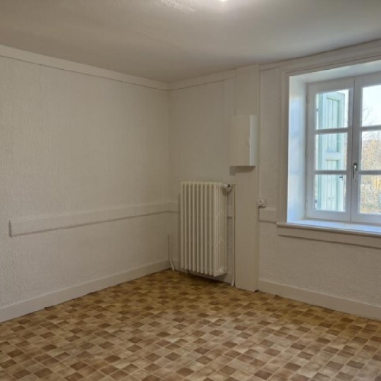  Annonces AIN RHONE : Apartment | EMERINGES (69840) | 43 m2 | 565 € 