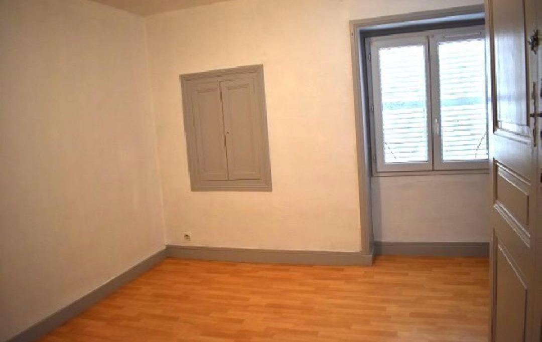 Annonces AIN RHONE : Appartement | EMERINGES (69840) | 79 m2 | 628 € 