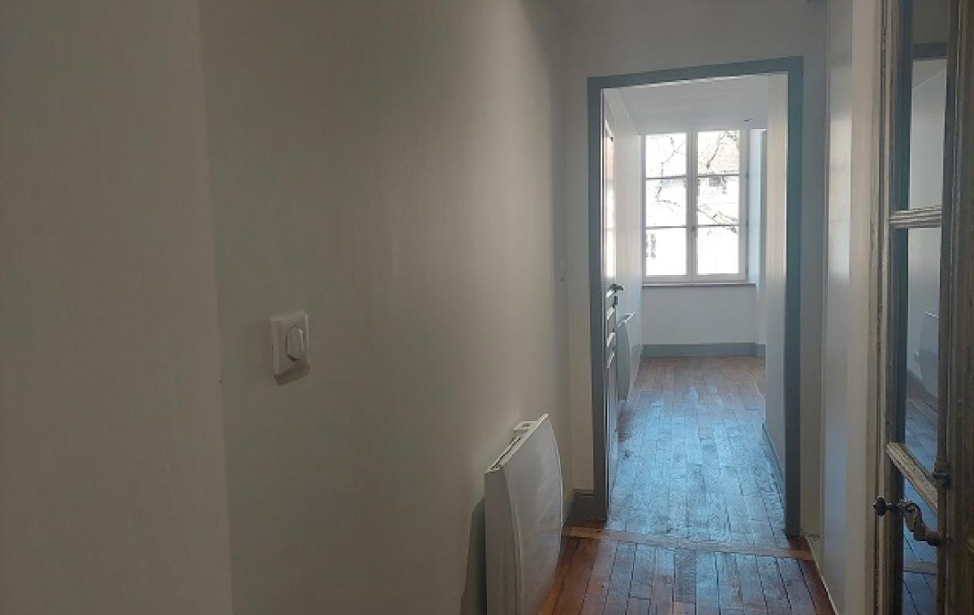 Annonces AIN RHONE : Appartement | MACON (71000) | 74 m2 | 670 € 