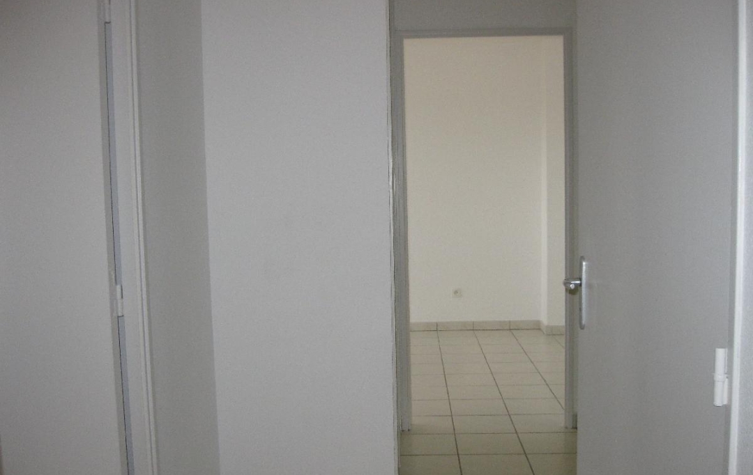 Annonces AIN RHONE : Apartment | MACON (71000) | 40 m2 | 523 € 