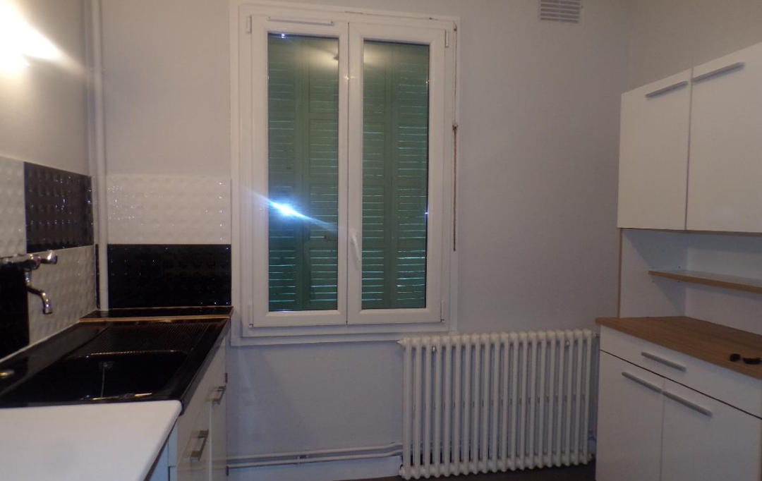 Annonces AIN RHONE : Appartement | MACON (71000) | 67 m2 | 703 € 