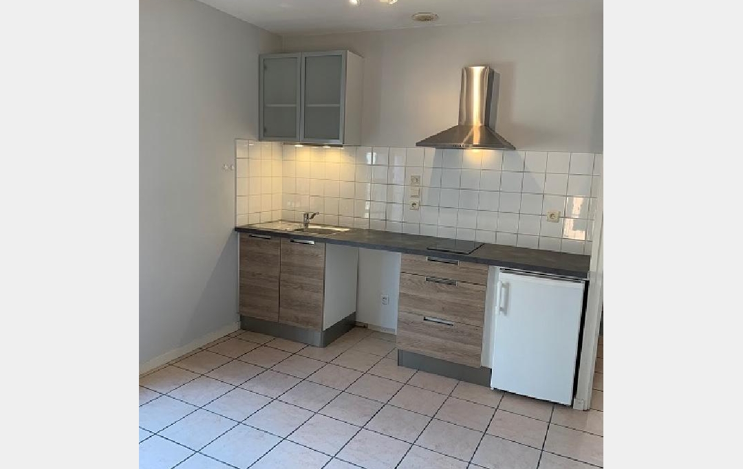 Annonces AIN RHONE : Appartement | MACON (71000) | 18 m2 | 340 € 