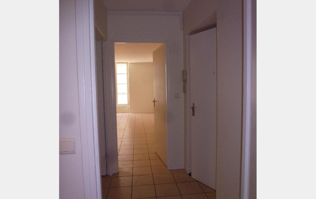 Annonces AIN RHONE : Apartment | MACON (71000) | 46 m2 | 455 € 