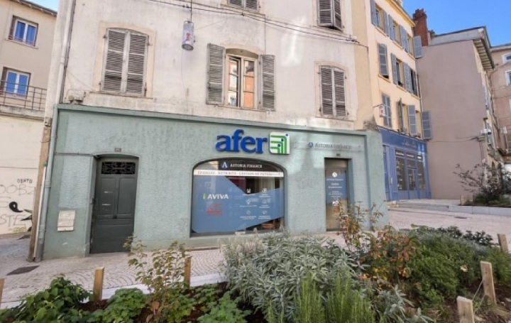  Annonces AIN RHONE Office | MACON (71000) | 40 m2 | 1 854 € 